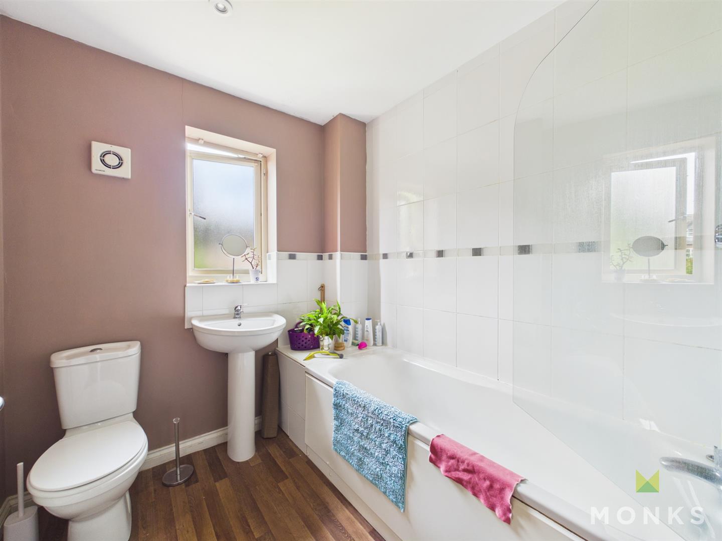 108 Welsh Walls, Oswestry, SY11 1RW For Sale
